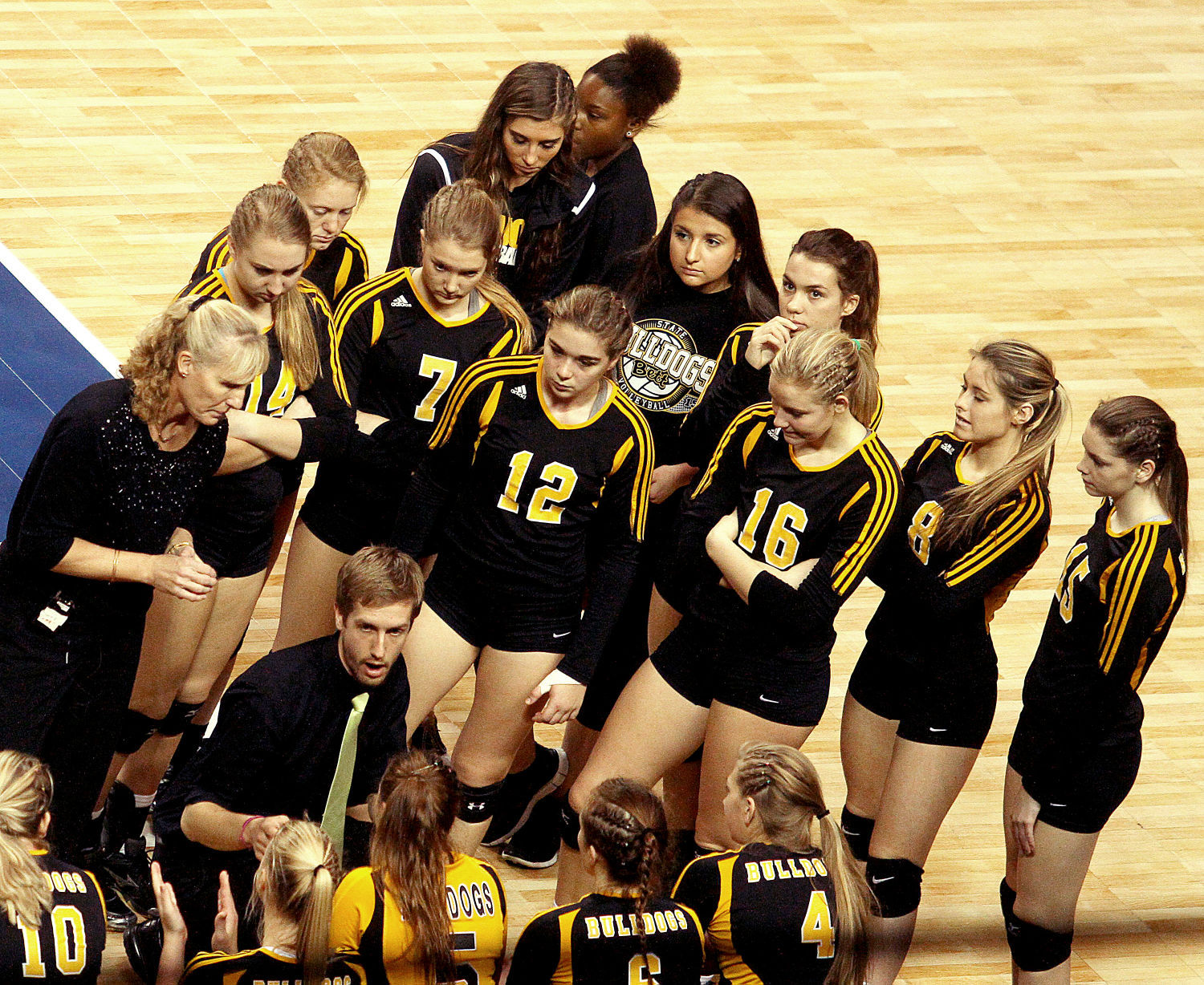 111315-state-vb-bettendorf9